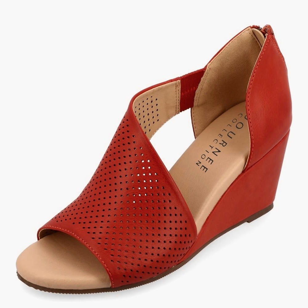 *NWT! JOURNEE  “Rust” Perforated Wedge Sandals, WM’S SZ-9